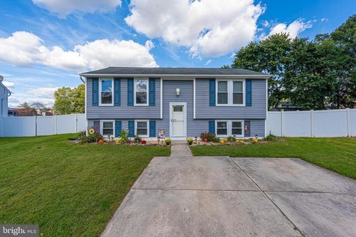 6 Sweet Gum Ct, ESSEX, MD, 21221-2379 | Card Image