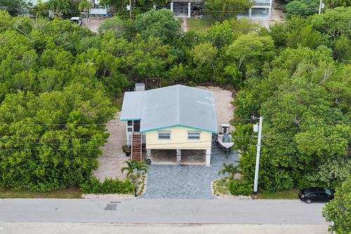 31042 Hibiscus Dr, Big Pine Key, FL, 33043-4660 | Card Image