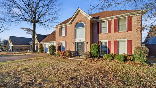 8882 Chimneyrock Blvd, Cordova, TN, 38016-4069 | Card Image