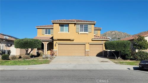 846 Santona Ct, Perris, CA, 92571-5125 | Card Image