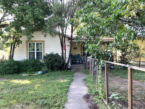 a-3203 Cherrywood Rd, Austin, TX, 78722-1626 | Card Image
