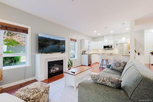 107-101 Nursery Hill Dr, Victoria, BC, V9B0H5 | Card Image