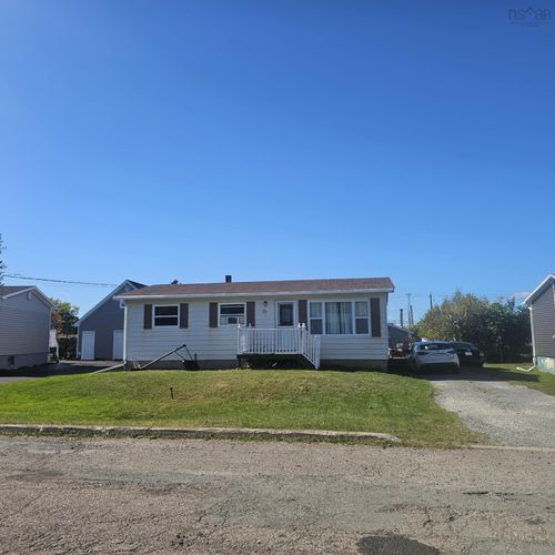 27 Crystal Dr, Florence, NS, B1Y1G5 | Card Image