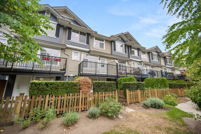 11 - 6956 193 Street, Townhouse with 3 bedrooms, 2 bathrooms and 2 parking in Surrey BC | Image 35