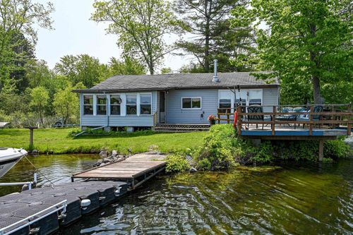 832 Klon Lane, Seeleys Bay, ON, K0H2N0 | Card Image