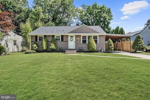 118 Cressmont Ave, BLACKWOOD, NJ, 08012-3836 | Card Image