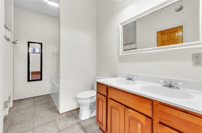 102 Russell St, Condo with 3 bedrooms, 3 bathrooms and null parking in Easley SC | Image 22