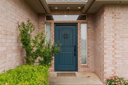 1629 Grey Fox Run, Oklahoma City, OK, 73131 | Card Image