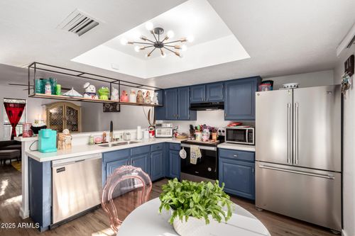 1-2431 E Tracy Ln, Phoenix, AZ, 85032-3646 | Card Image