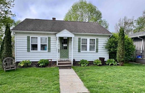 1007 W Laporte St, Plymouth, IN, 46563-2434 | Card Image