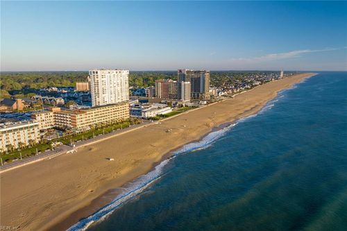 4016 Harlow St, Virginia Beach, VA, 23451-2672 | Card Image