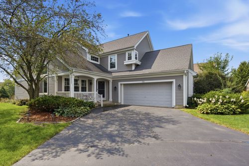 731 Nashua Ct, CRYSTAL LAKE, IL, 60012-3702 | Card Image