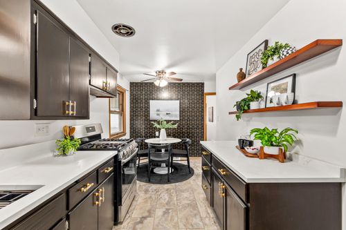 4915 N 63rd St, Milwaukee, WI, 53218-4124 | Card Image