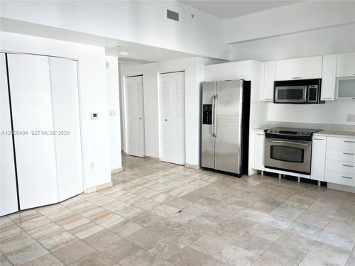 710-133 Ne 2nd Ave, Miami, FL, 33132-2909 | Card Image