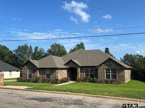 106 Woodgate Dr, Palestine, TX, 75801-6080 | Card Image