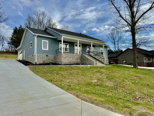 565 Bridle Path Ln, Hartsville, TN, 37074-3585 | Card Image