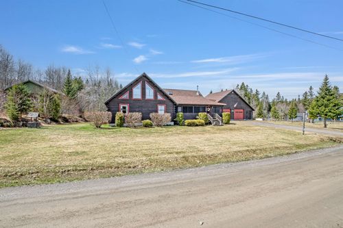 146 Claybrook Rd, Canaan, VT, 05903-9750 | Card Image