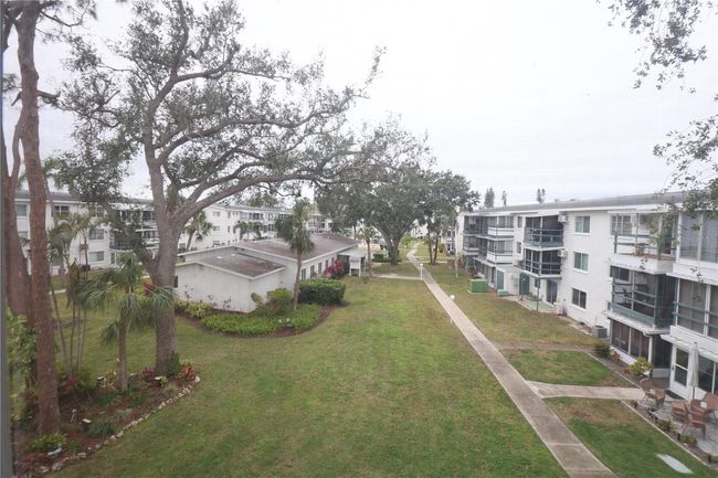 C34 - 5904 17 Th St W, Condo with 2 bedrooms, 1 bathrooms and null parking in BRADENTON FL | Image 4