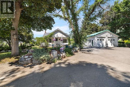 434 11 Ave N, Creston, BC, V0B1G4 | Card Image
