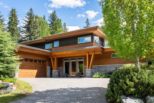 8003 Cypress Pl, Whistler, BC, V8E1J9 | Card Image