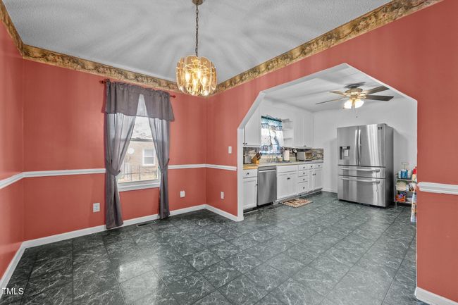 25-web-or-mls-_1307448 | Image 16