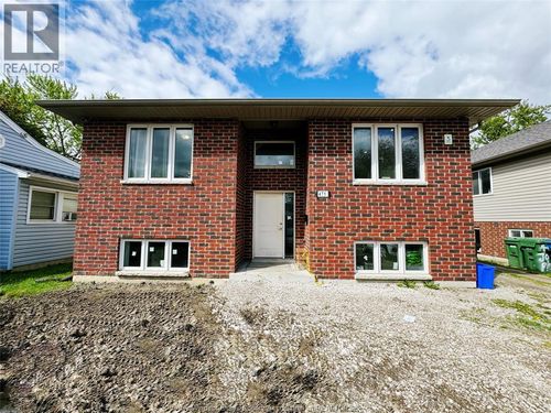 475 Josephine Ave, Windsor, ON, N9B2K9 | Card Image