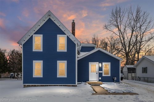 90 Mill St, Lapeer, MI, 48446-2310 | Card Image