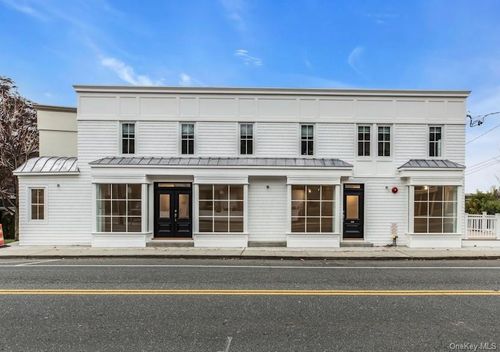 1-1431 Old Northern Boulevard, North Hempstead, NY, 11576 | Card Image