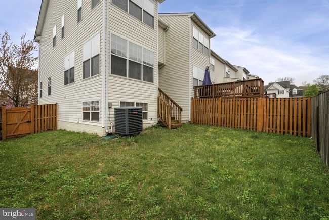 8011 Duck Pond Ter, Townhouse with 4 bedrooms, 3 bathrooms and null parking in MANASSAS VA | Image 39