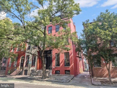 14 E Read St, BALTIMORE, MD, 21202-2460 | Card Image