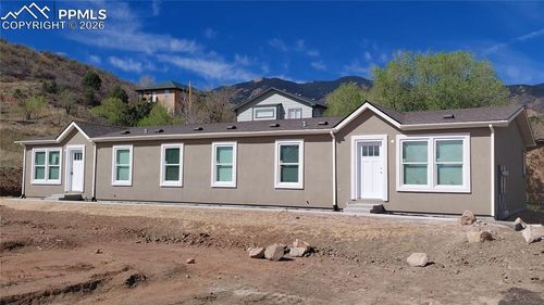 2515 Busch Ave, Colorado Springs, CO, 80904-4115 | Card Image