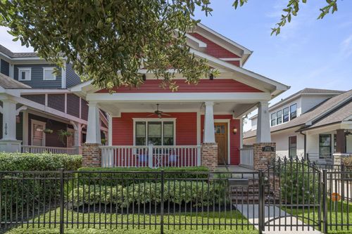 1021 Allston St, Houston, TX, 77008-6821 | Card Image