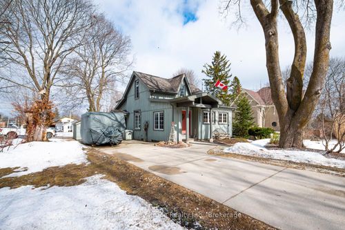 280 Mary St, Wiarton, ON, N0H2T0 | Card Image