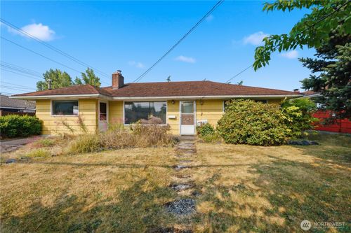 1919 S 15th St, Mount Vernon, WA, 98274-5320 | Card Image