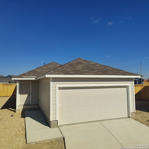 2227 Sulphur Rose, Converse, TX, 78109-4392 | Card Image