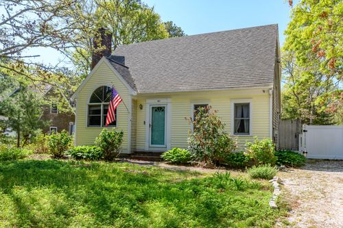 191 James Cir, Mashpee, MA, 02649-4909 | Card Image
