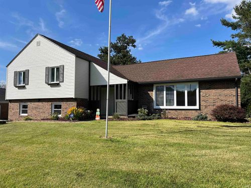 7844 Meadow Ln, Newburgh, IN, 47630-2844 | Card Image