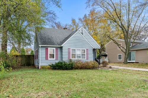 828 Tomahawk Trail, Round Lake Heights, IL, 60073 | Card Image