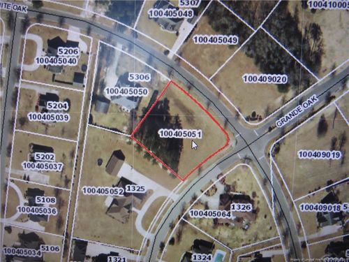 170 Oakridge Blvd, Lumberton, NC, 28358 | Card Image