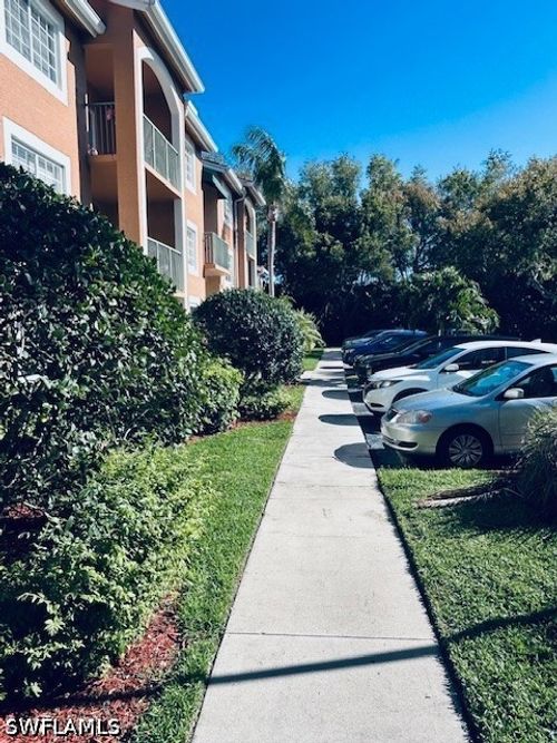 201-1280 Wildwood Lakes Blvd, NAPLES, FL, 34104-5800 | Card Image