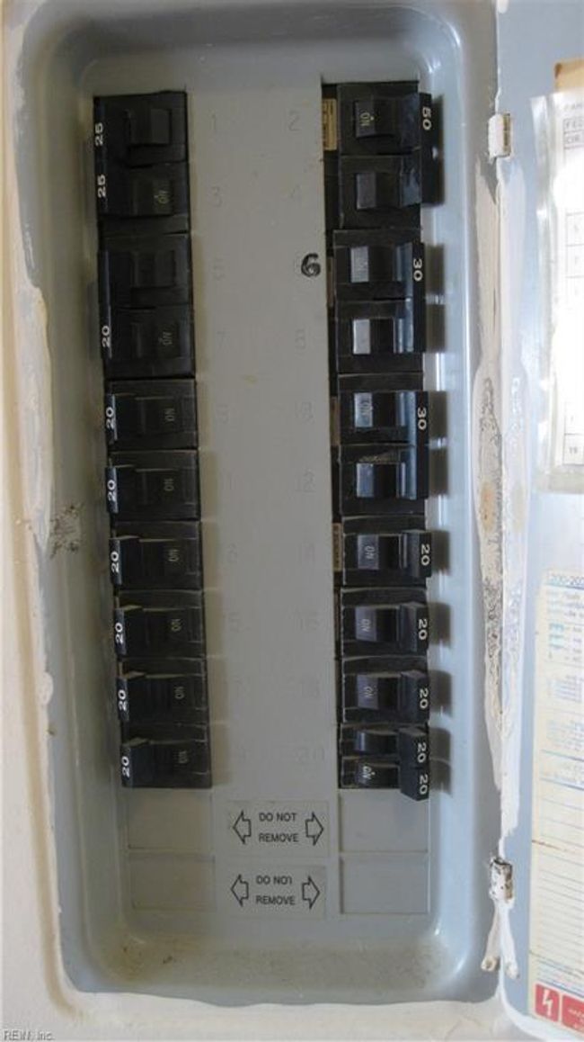 Electrical panel. | Image 25