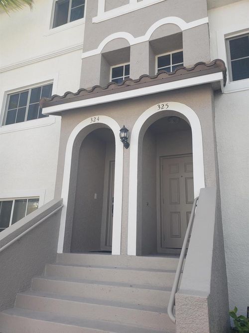 325-325 Bayfront Dr, Boynton Beach, FL, 33435-8639 | Card Image