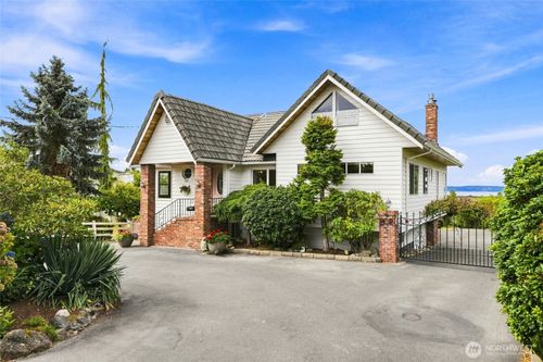 202 Alverson Blvd, Everett, WA, 98201-1004 | Card Image