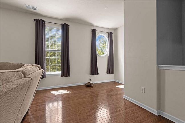 302 Pointe View Dr, Townhouse with 3 bedrooms, 3 bathrooms and 2 parking in Mars PA | Image 7