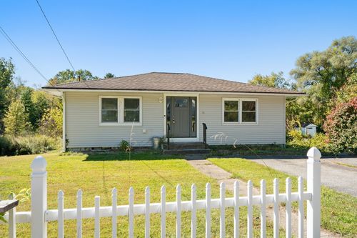 16 Pautipaug Hill Rd, Baltic, CT, 06330-1014 | Card Image