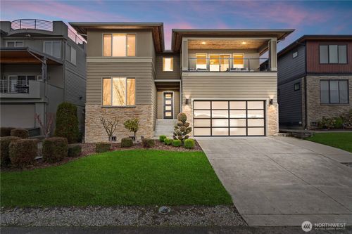 2414 Garden Ct N, Renton, WA, 98056-2557 | Card Image