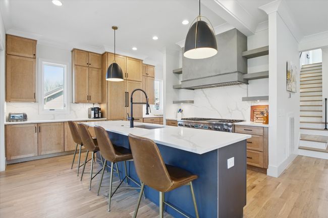 305 37 Th Ave N, House other with 5 bedrooms, 6 bathrooms and 1 parking in Nashville TN | Image 17