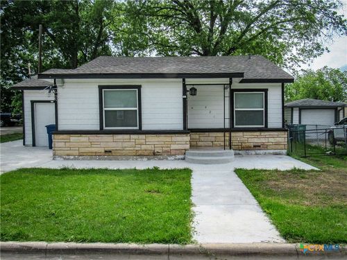 401 Veterans Ave, Copperas Cove, TX, 76522-2827 | Card Image