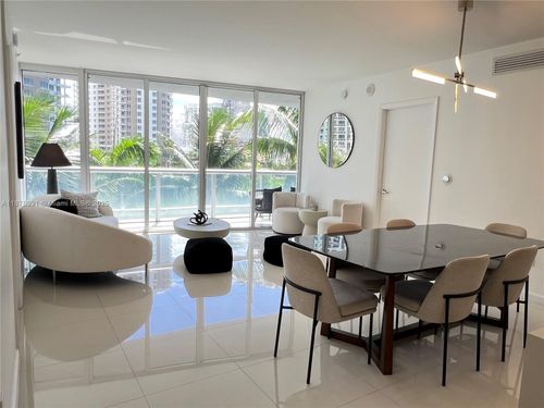 bay406-495 Brickell Ave, Miami, FL, 33131-2769 | Card Image