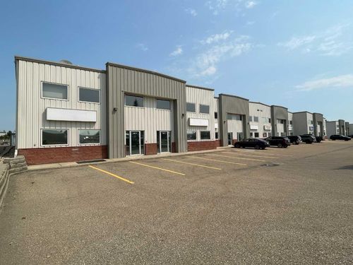 {{alt}} | Card Image